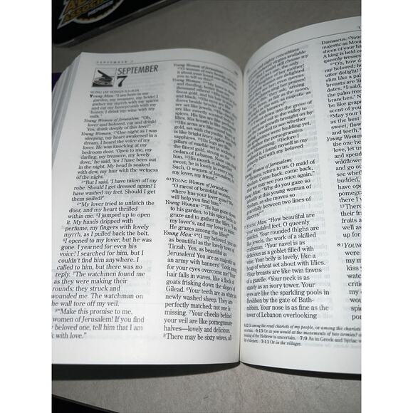 The One Year Bible Fifteenth Anniversary Edition NLT By Tyndale - Picture 8 of 11